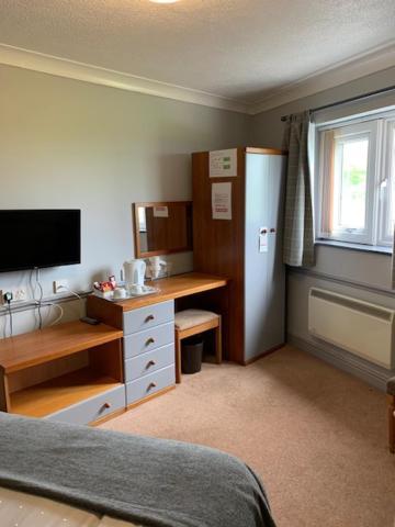 Tafarn Y Rhos Hotel Llangefni Ngoại thất bức ảnh